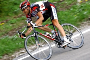 Carbon Fiber Wheel Bead Types - Clincher vs Tubular vs Tubeless Guide